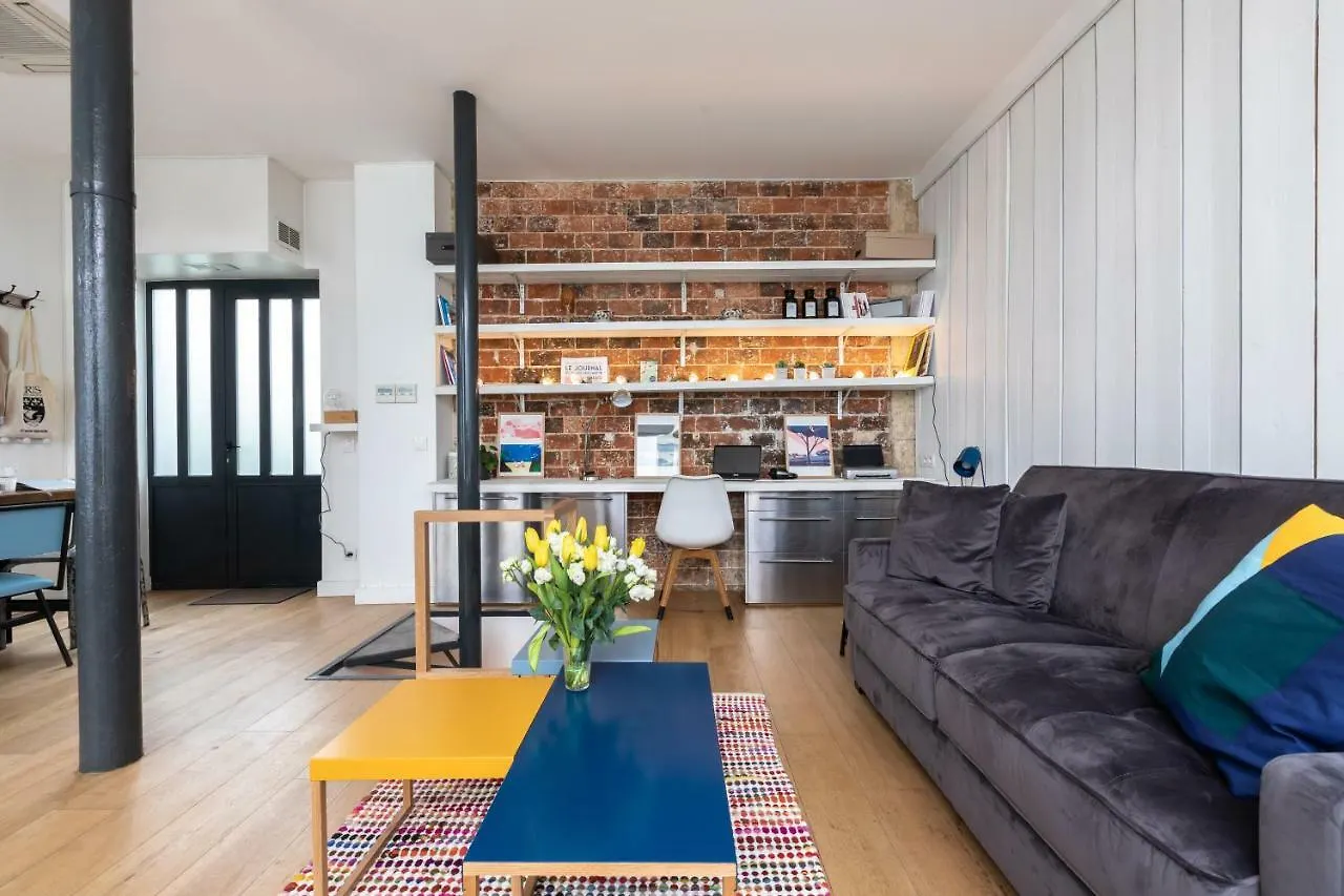 Fabulous Design Loft - High Marais/republique 아파트